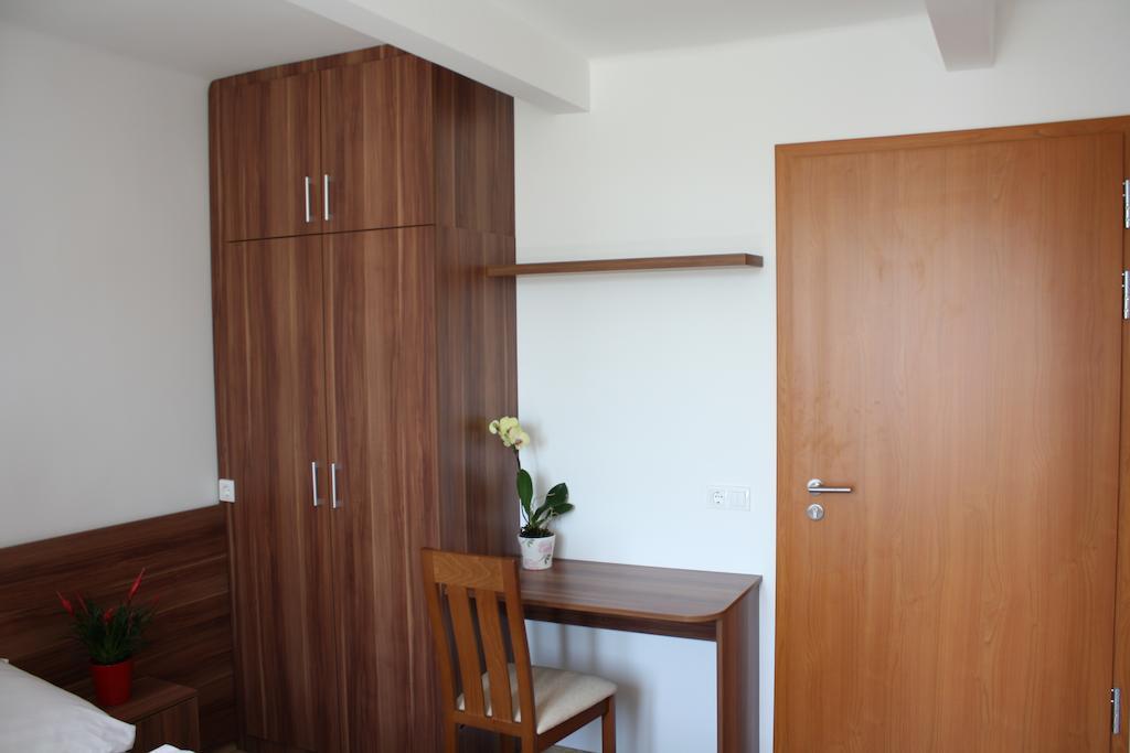 Hethland Zamárdi VSZ Üdülő Hotel Kamer foto