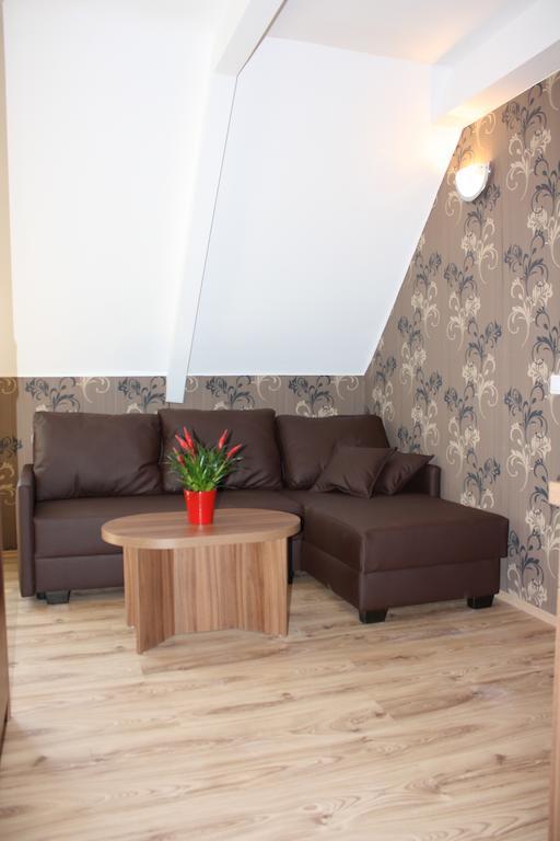 Hethland Zamárdi VSZ Üdülő Hotel Kamer foto