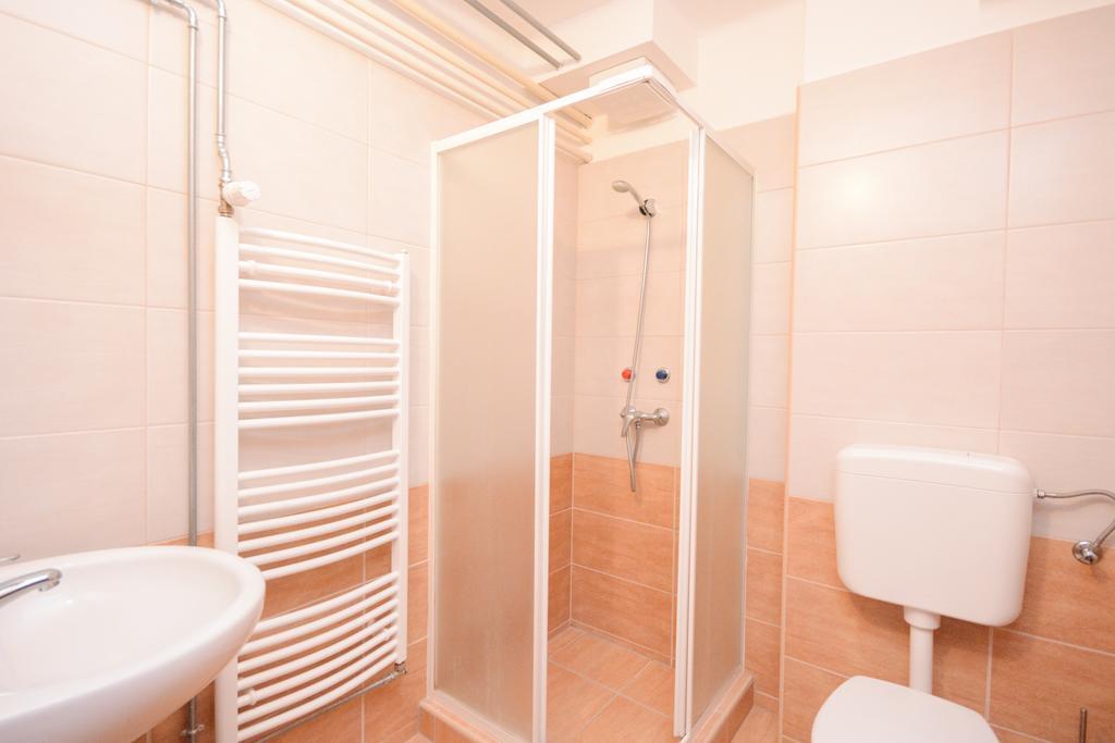 Hethland Zamárdi VSZ Üdülő Hotel Buitenkant foto